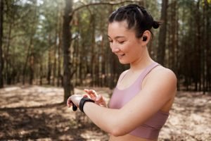 Read more about the article The Best Fitness Trackers and Smartwatches of 2024
