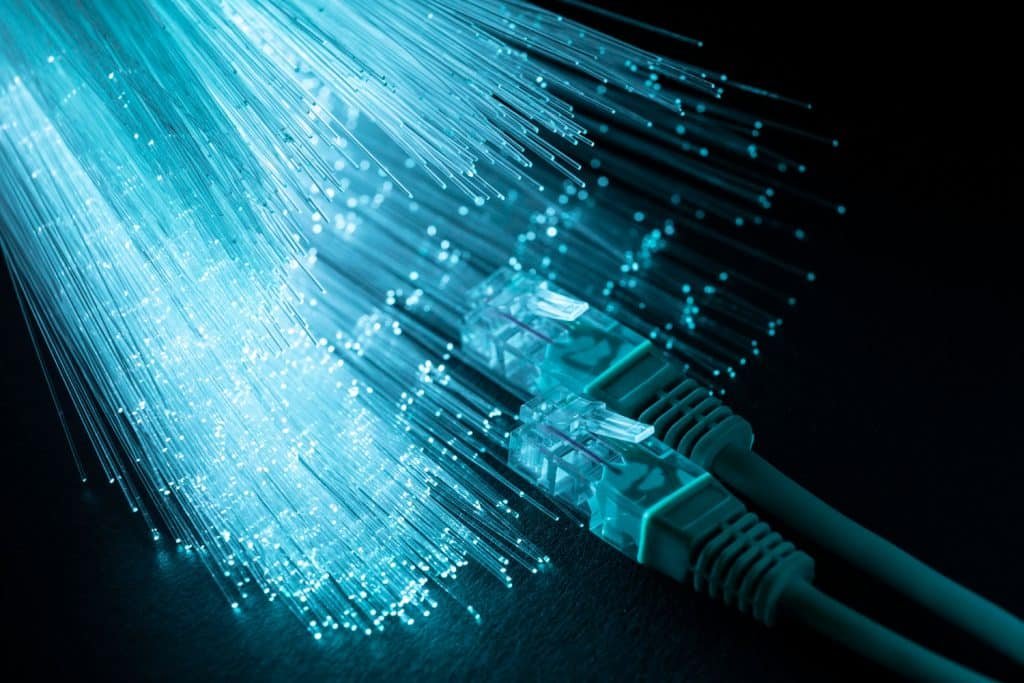 High-Speed Data Transfer Cables and Hubs