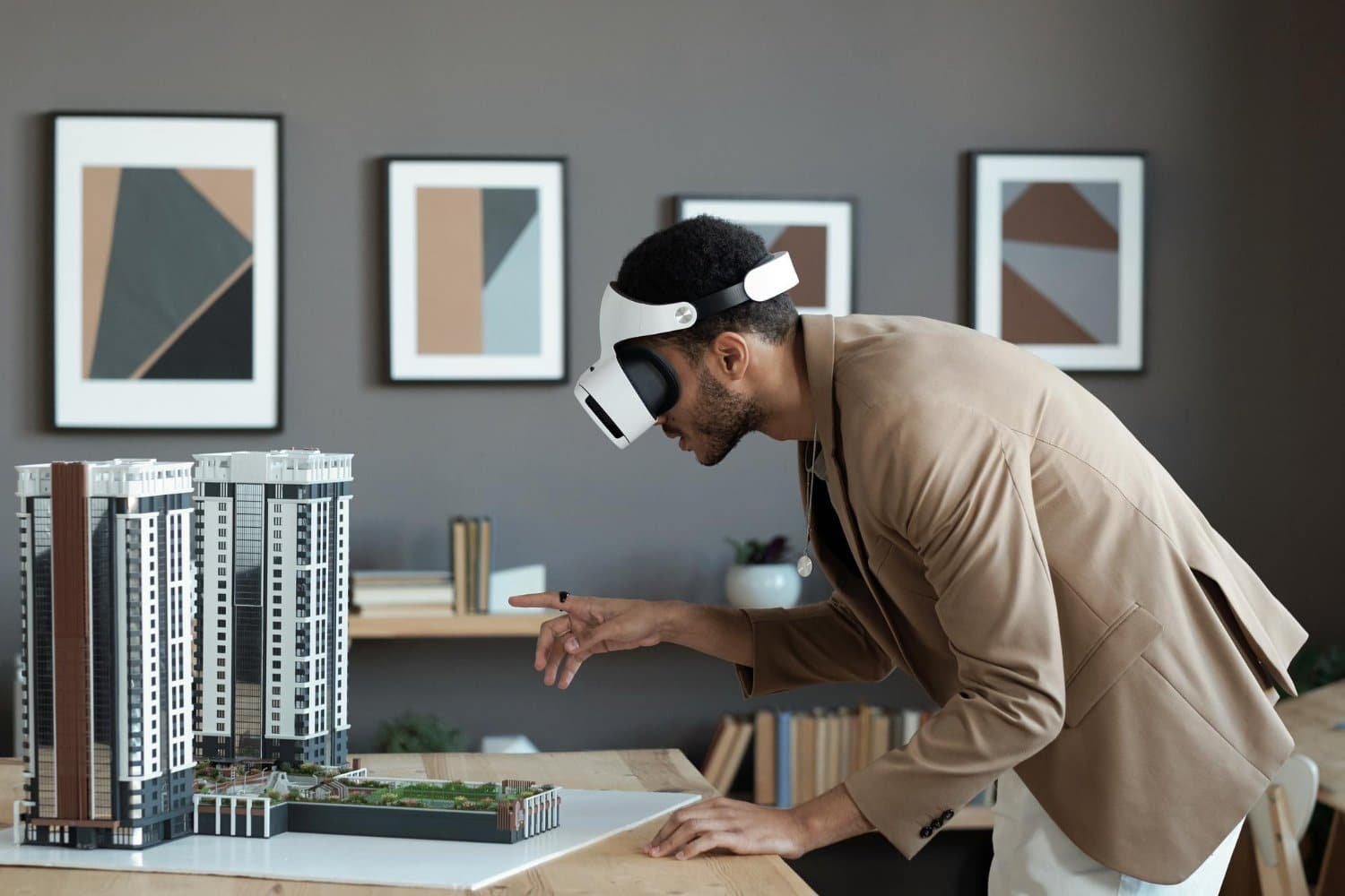 Read more about the article AR and VR in Interactive Design