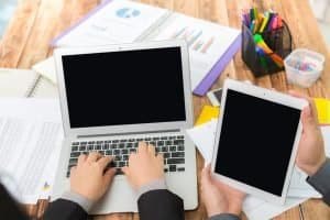 Read more about the article Tablets vs. Laptops: Pros and Cons