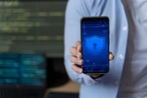 Read more about the article Smartphone Security: Protecting Your Personal Data