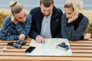 Read more about the article Planning a Memorable Road Trip: A Step-by-Step Guide