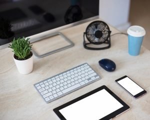 Read more about the article Must-Have Gadgets for Your Home Office