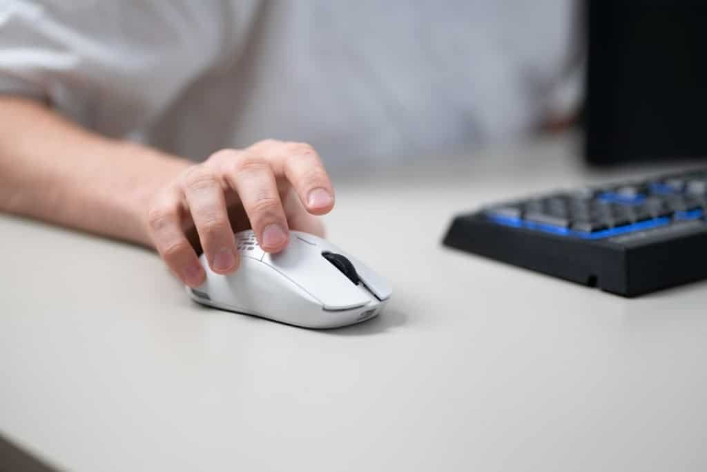 Wireless vs. Wired: Choosing the Right Mouse for You