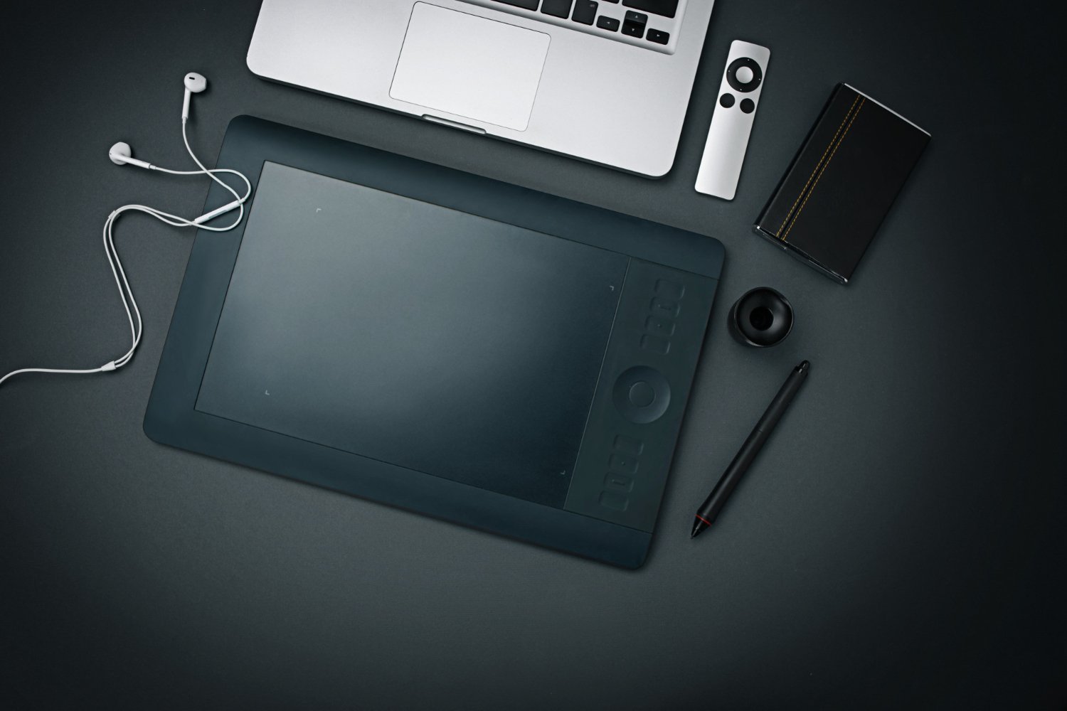 Read more about the article Tablet Accessories: Enhancing Your Mobile Computing Experience