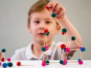 Read more about the article Educational Toys for STEM Learning