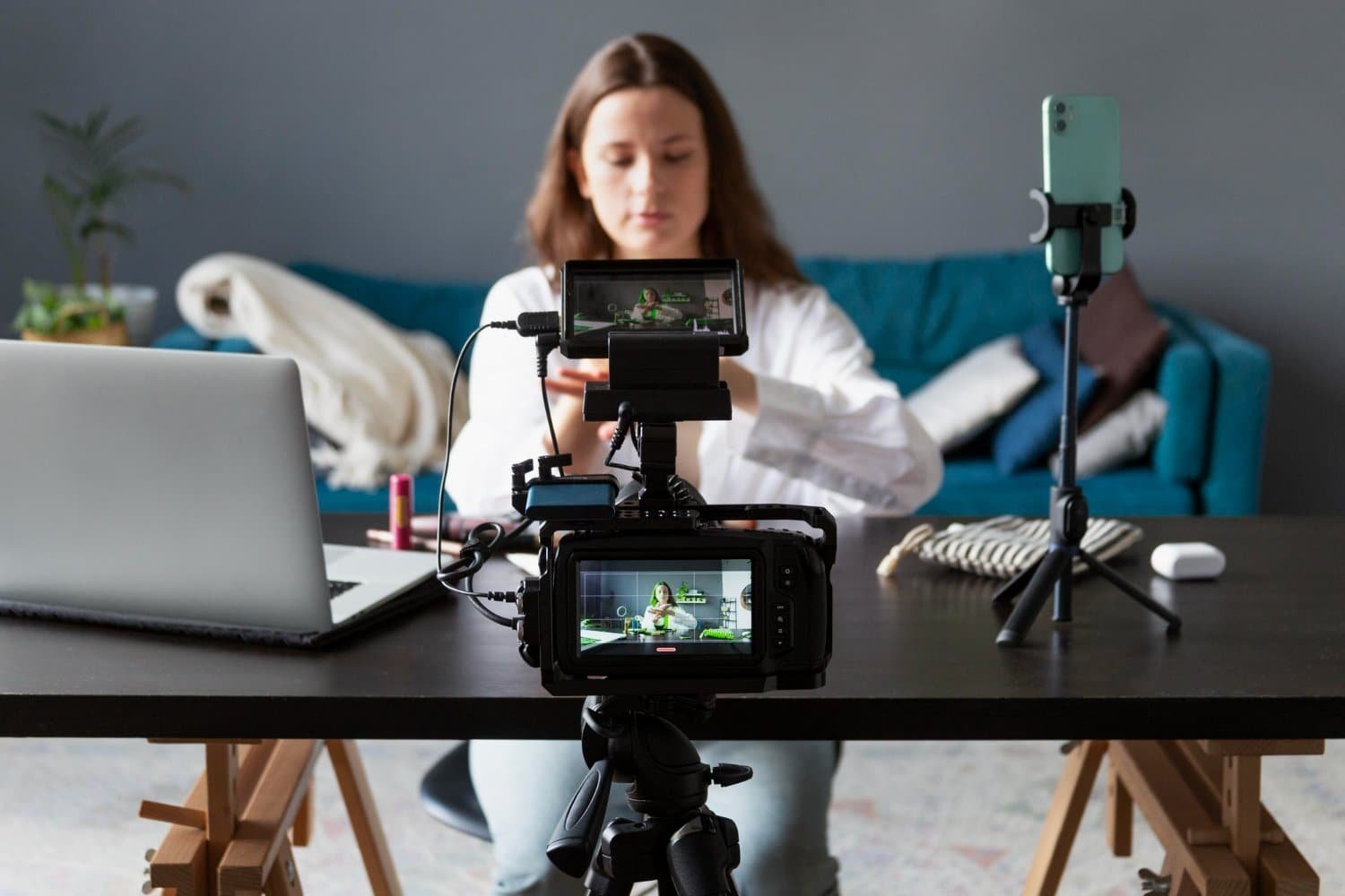Read more about the article Video Marketing: Creating Engaging Content