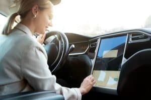 Read more about the article Smart Integration Systems for Older Vehicles