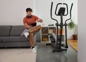 Read more about the article Smart Fitness Equipment for Home Gyms