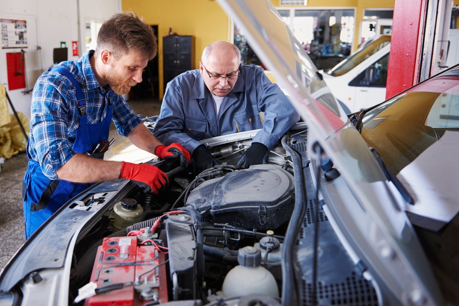 Read more about the article Haynes DIY Made Easy: Automotive Manuals for Every Car Lover