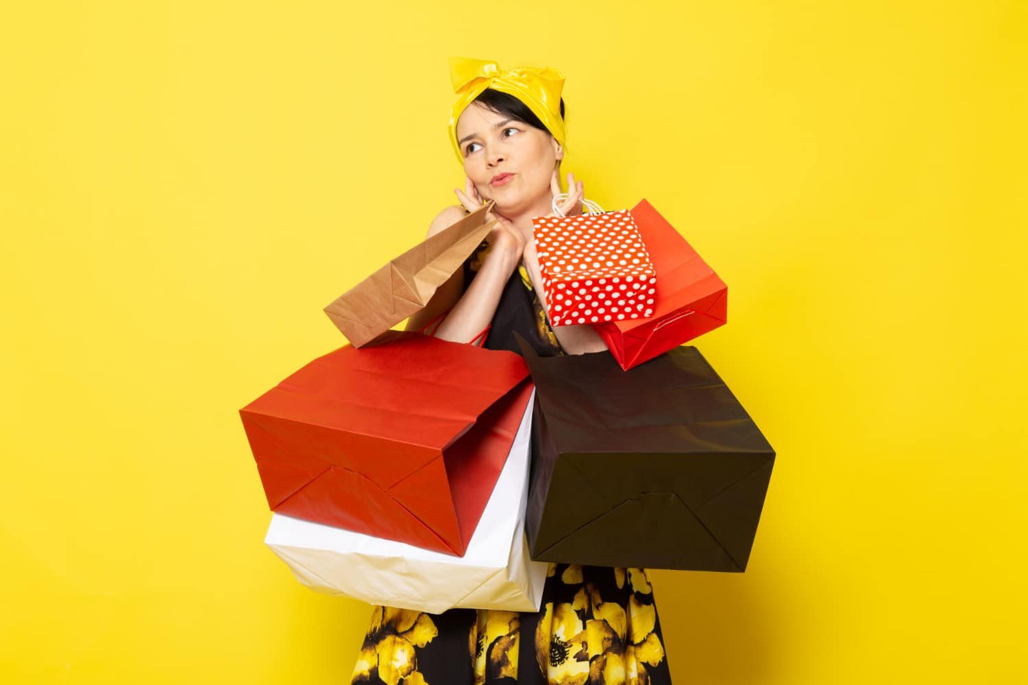 Read more about the article Kate Spade Surprise Designer Deals Unveiled