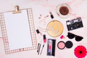 Read more about the article MERIT Minimalist Beauty: MERIT’s Clean Makeup Essentials for 2024