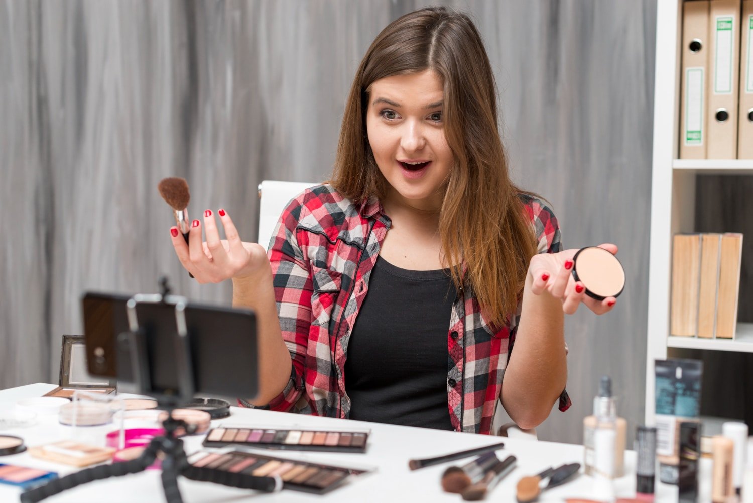 You are currently viewing Beauty Innovations With Too Faced Cosmetics: Makeup That’s Fun And Fearless In 2024