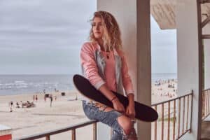Read more about the article American Eagle Outfitters / Aerie Youthful Vibes: Aerie’s Body Positive Fashion in 2024