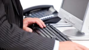 Read more about the article SRFax Secure Online Fax Solutions