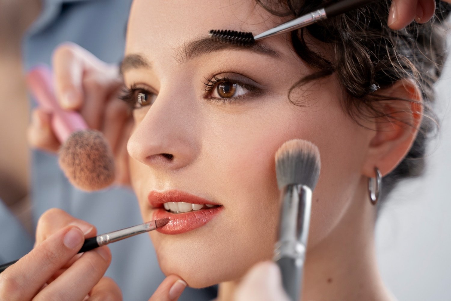 Read more about the article Benefit Cosmetics: The Latest in Fun and Easy-to-Use Makeup