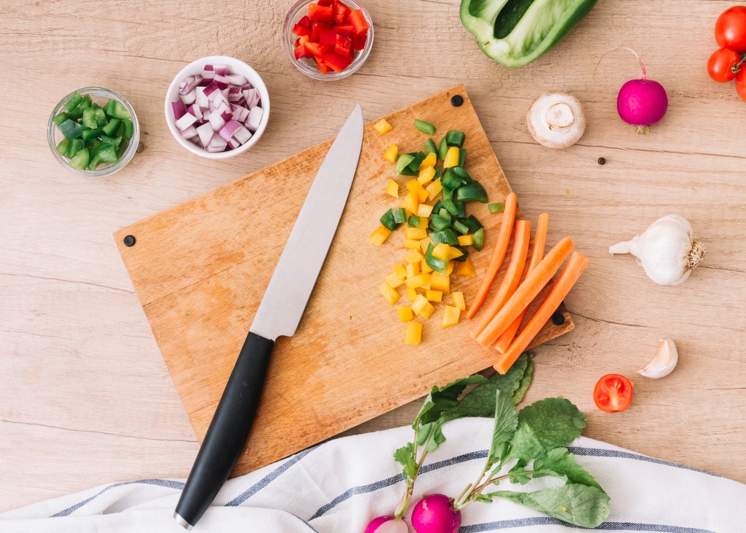 Slice with Precision with Vosteed: High-Quality Kitchen Knives for Chefs and Home Cooks in 2024