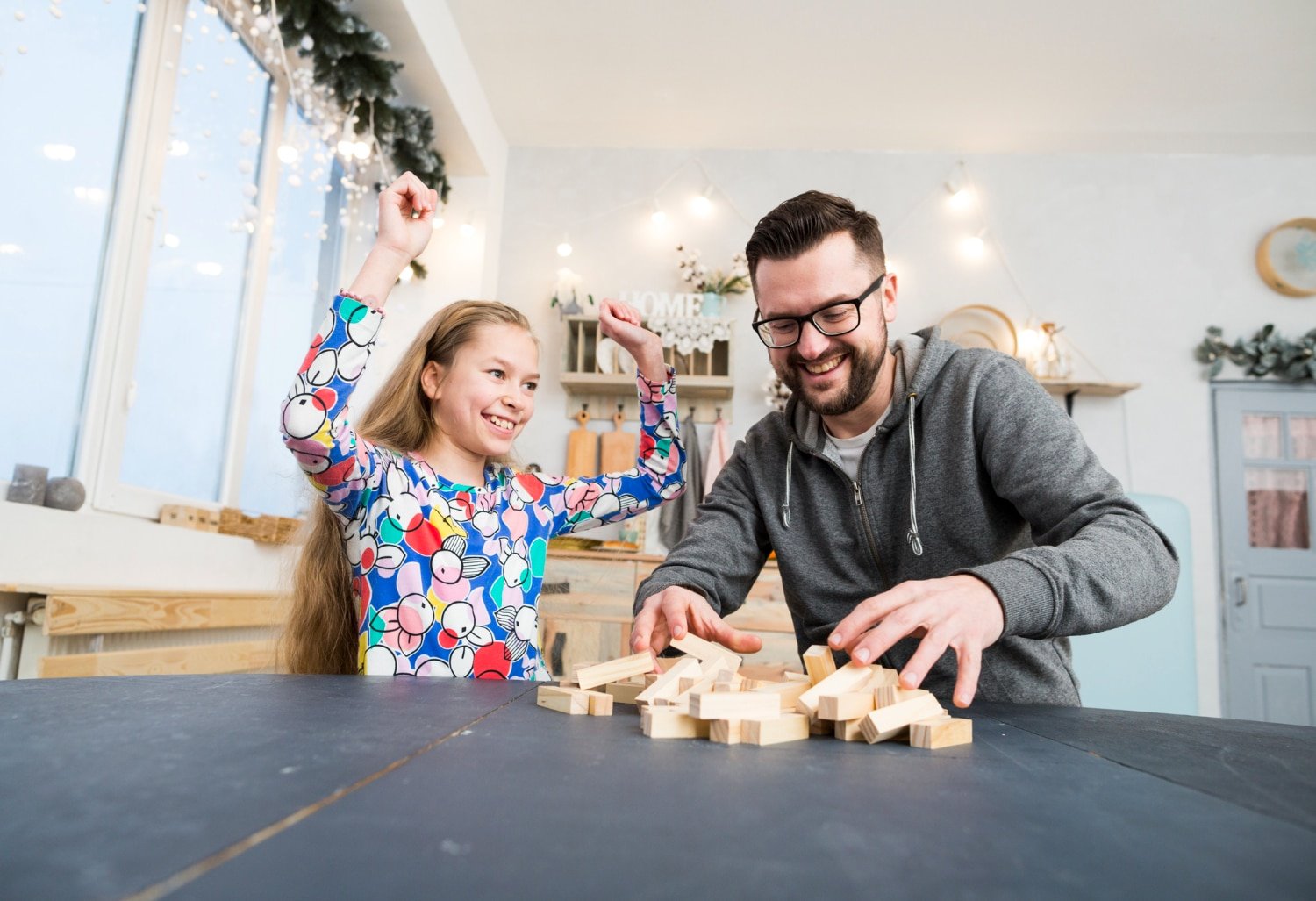 Read more about the article Family Fun with Ravensburger (US): Puzzles and Games for Creative Minds in 2024
