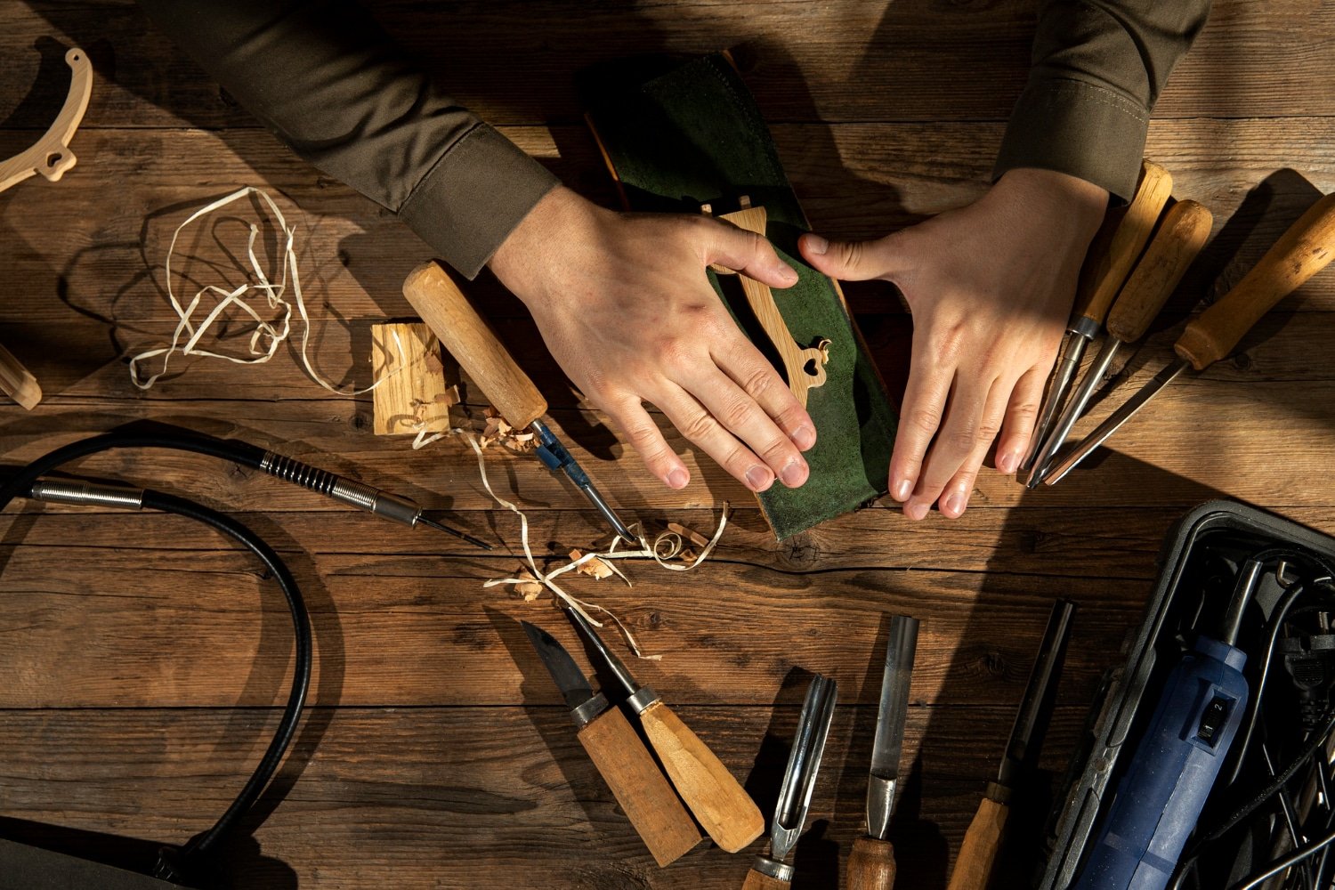 Craftsmanship Redefined: Troubadour Goods (US)’s 2024 Leather Accessories