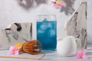 Read more about the article Refresh Your Routine: Cloud Water Brands’ 2024 Wellness Drinks