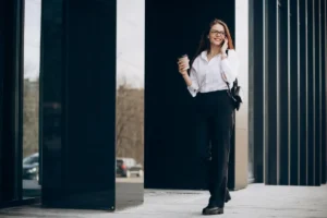 Read more about the article Elevate Your Office Look With GAMBEA’s Stylish Workwear