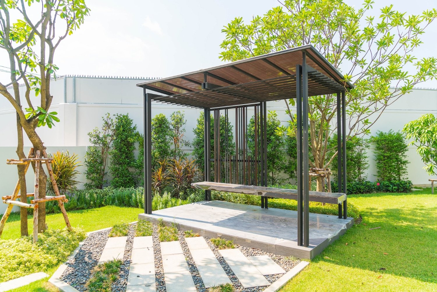 Read more about the article Outdoor Haven: Sheds.co.uk’s 2024 Garden Structures