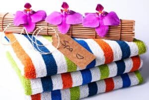 Read more about the article Relax & Unwind: Slowtide’s 2024 Art-Inspired Towels