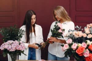 Read more about the article Send Beautiful, Fresh Flowers With Floraly’s Sustainable Flower Delivery Service