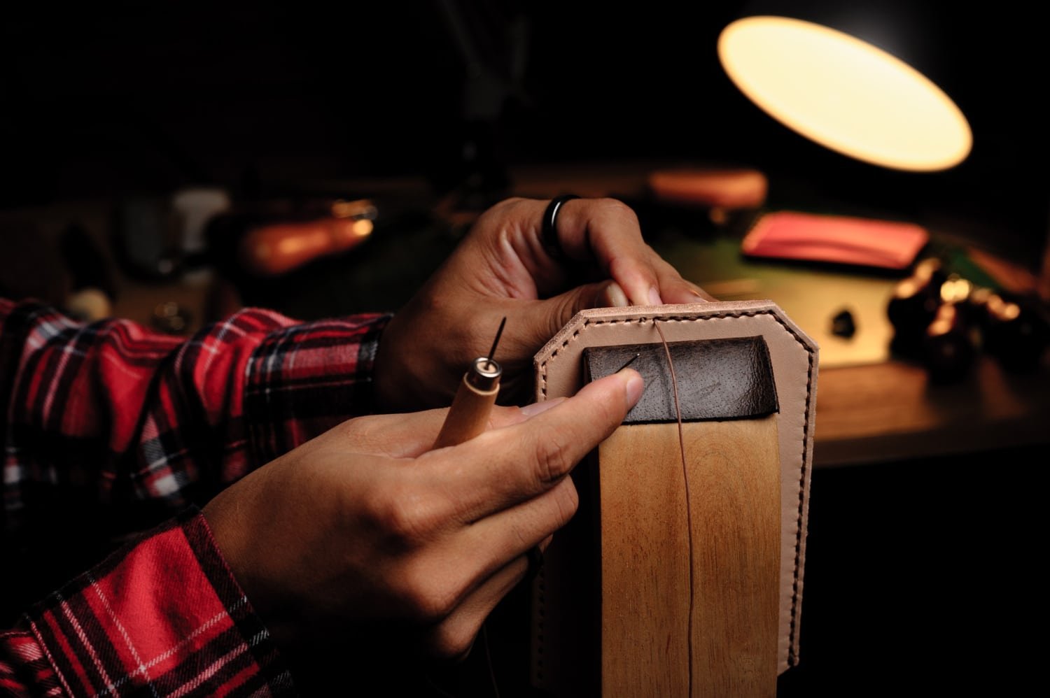 Read more about the article Craftsmanship with Leatherman: Multi-Tools and Knives for Everyday Use in 2024