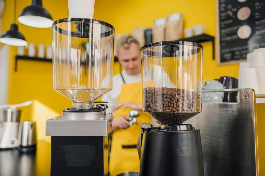 Read more about the article Brew the Perfect Cup with Seattle Coffee Gear: Espresso Machines and Coffee Makers in 2024
