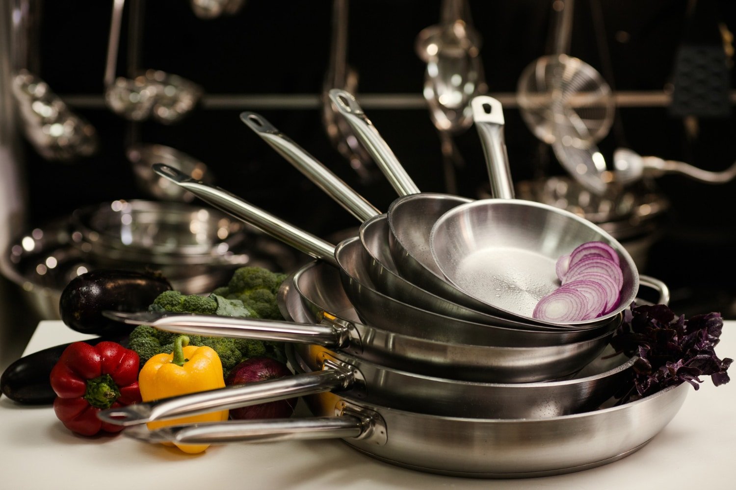 Master The Art Of Entertaining With Potluck’s Essential Cookware Sets