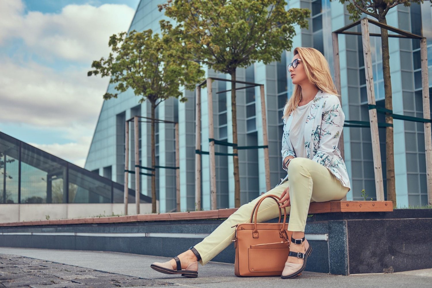 Read more about the article Travel in Luxury with Bentley Leathers’ Premium Bags